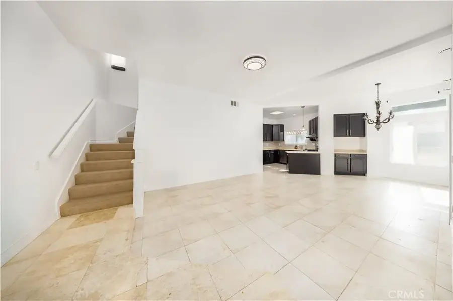 17 Blackbird, Pomona, CA 91766 - #3