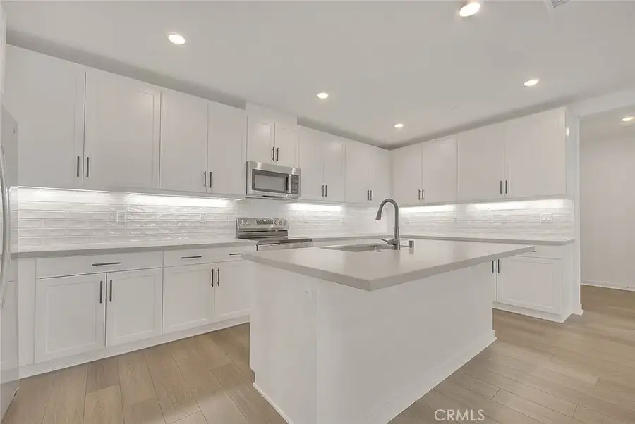 12903 Paradiso #201, Eastvale, CA 92880 - Image #3