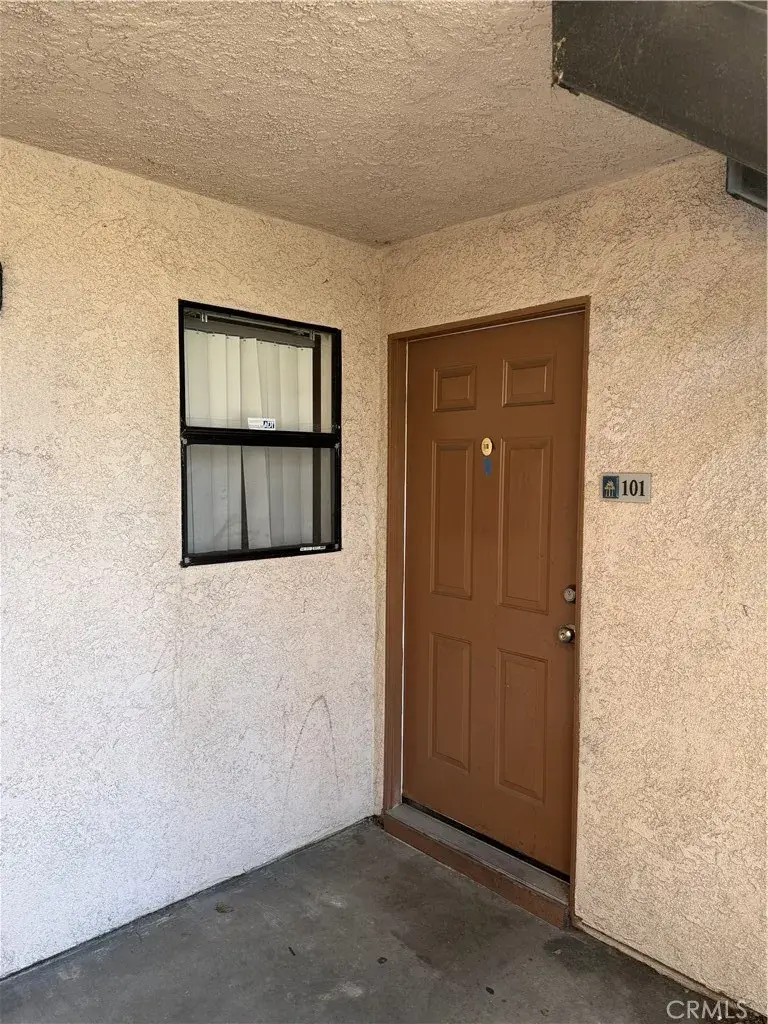 1315 Massachusetts #101, Riverside, CA 92507 - Image #2