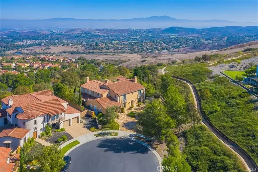 21 Ridgeview, Irvine, CA 92603 - #3