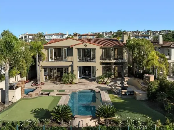 9 Vista Alberi, Newport Coast, CA 92657
