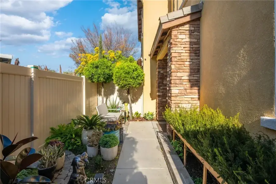 12938 Meridian Court, Eastvale, CA 92880 - Image #3
