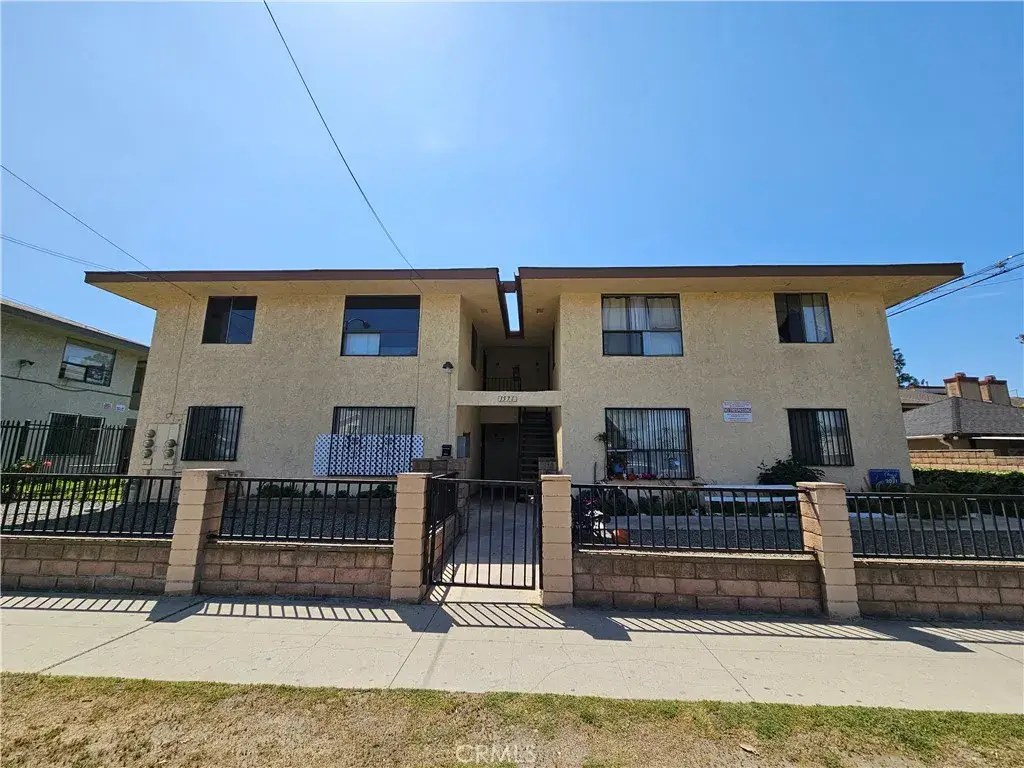 1574 Laurel Avenue, Pomona, CA 91768 - #1