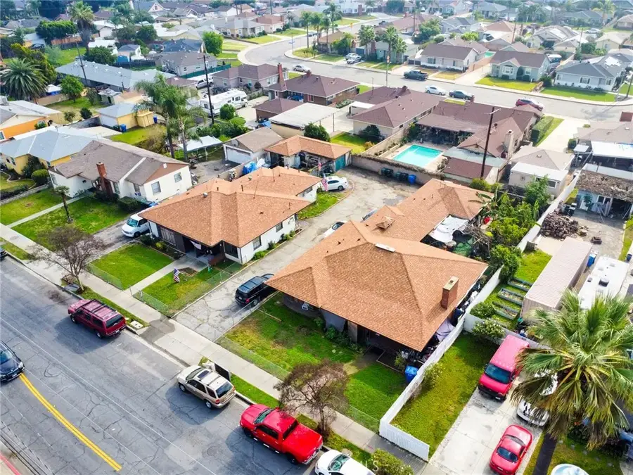 886 E Kingsley Avenue, Pomona, CA 91767 - #2