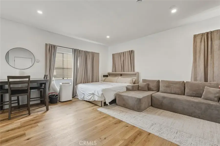 1136 Arapahoe, Los Angeles, CA 90006 - #2