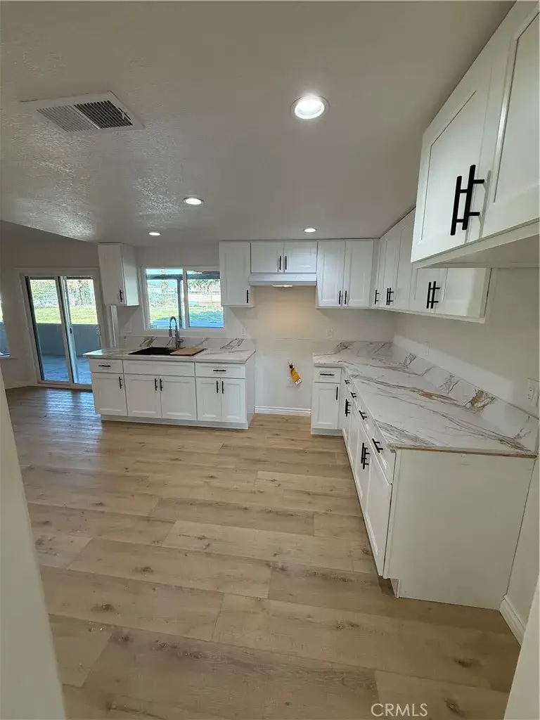 19182 Ash, Bloomington, CA 92316 - Image #3