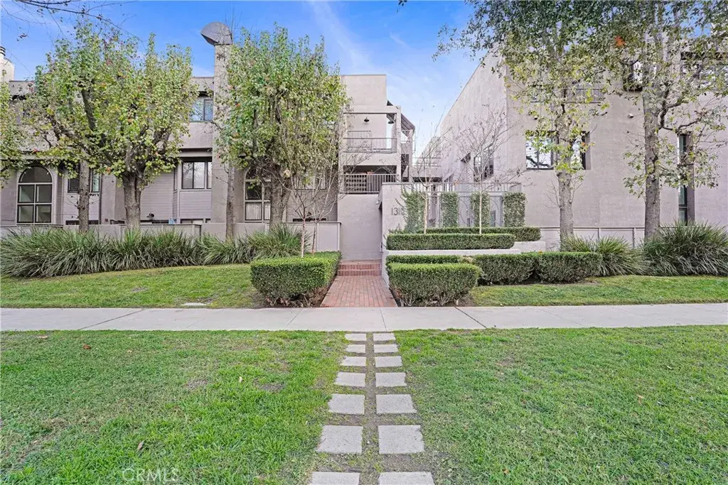 1310 E Orange Grove #103, Pasadena, CA 91104 - #1