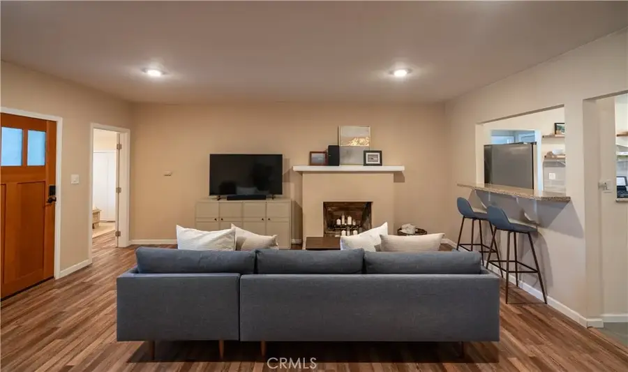 212 E Barnett Street, San Buenaventura Ventura, CA 93001 - #3