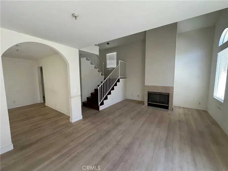 21041 Gault #C, Canoga Park, CA 91303 - #3