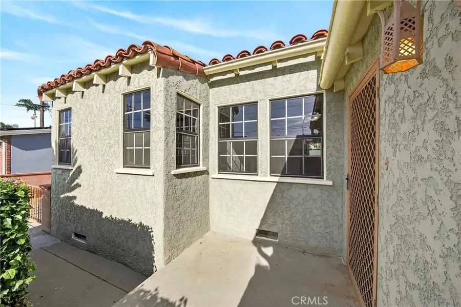 10531 Dolan, Downey, CA 90241 - #3