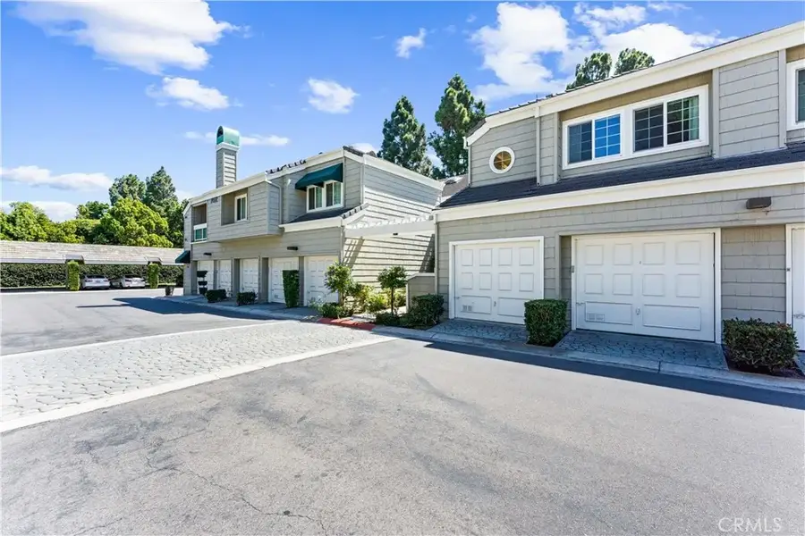 7402 Yellowtail Drive #204 Drive #204, Huntington Beach, CA 92648 - #3