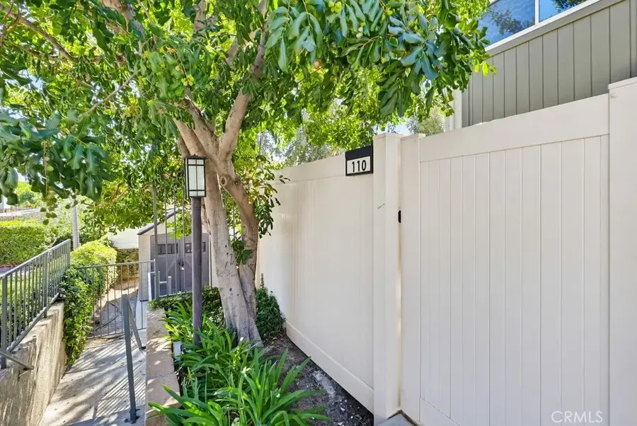 19018 Sherman, Reseda, CA 91335 - #2