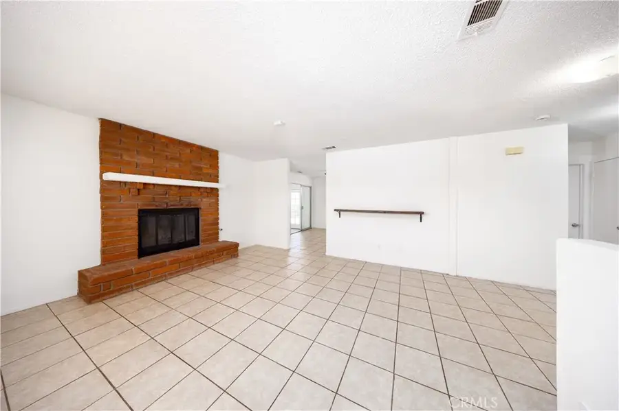 10686 Jamul Road, Apple Valley, CA 92308 - #3