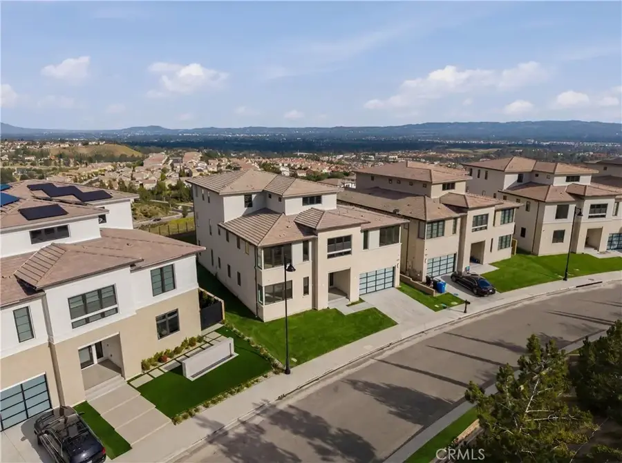 11800 Hillsborough, Porter Ranch, CA 91326 - #2