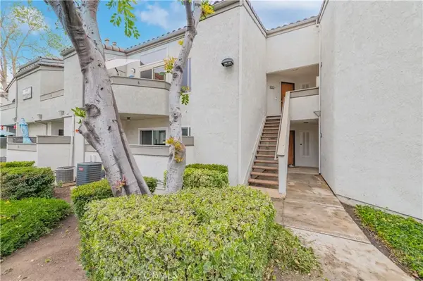 7 Town And Country, Pomona, CA 91766