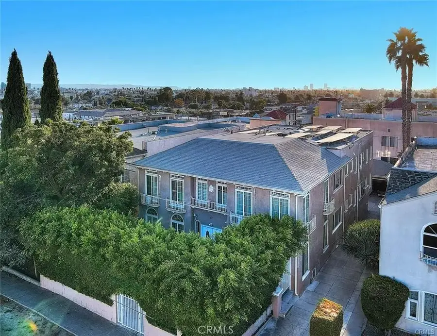 335 N Mariposa Avenue, Los Angeles, CA 90004 - #2