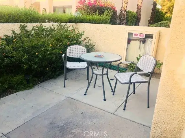 200 E Racquet Club Road #19, Palm Springs, CA 92262 - #2