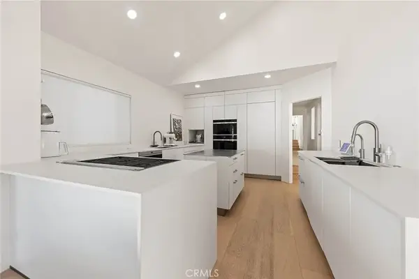 411 Woodcliffe, Pasadena, CA 91105