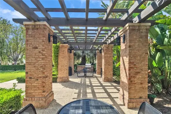 100 Alhambra, Irvine, CA 92620