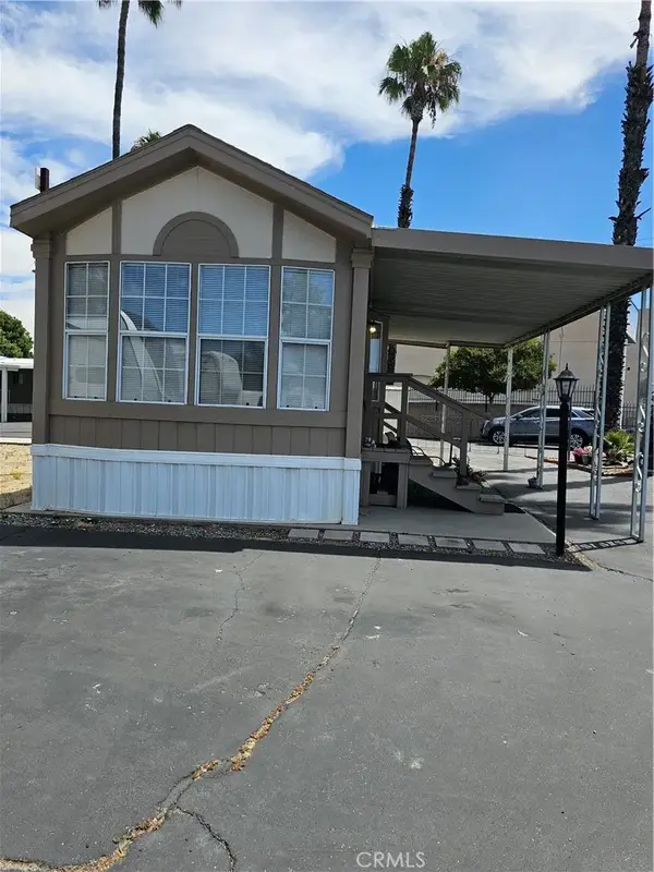 2750 W Acacia #M 20, Hemet, CA 92545