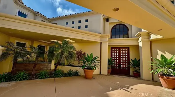 3140 E Abbey Ln, Orange, CA 92867