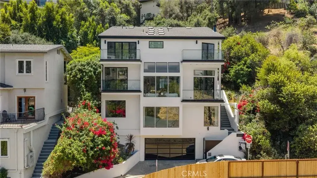 6358 La Rocha, Los Angeles, CA 90068 - #1