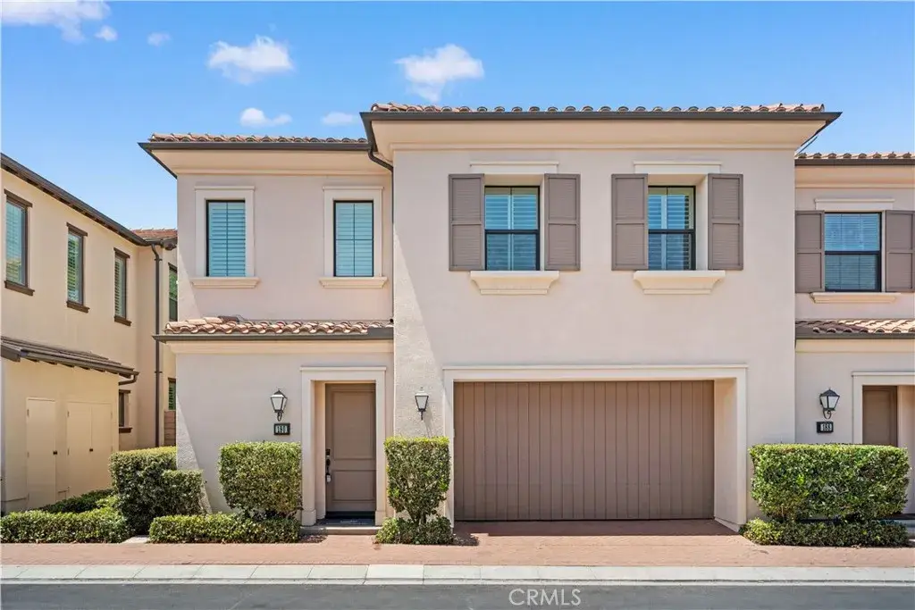 190 Crescent Moon, Irvine, CA 92602 - #1