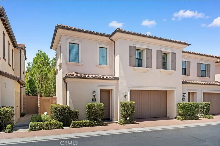 190 Crescent Moon, Irvine, CA 92602 - #2