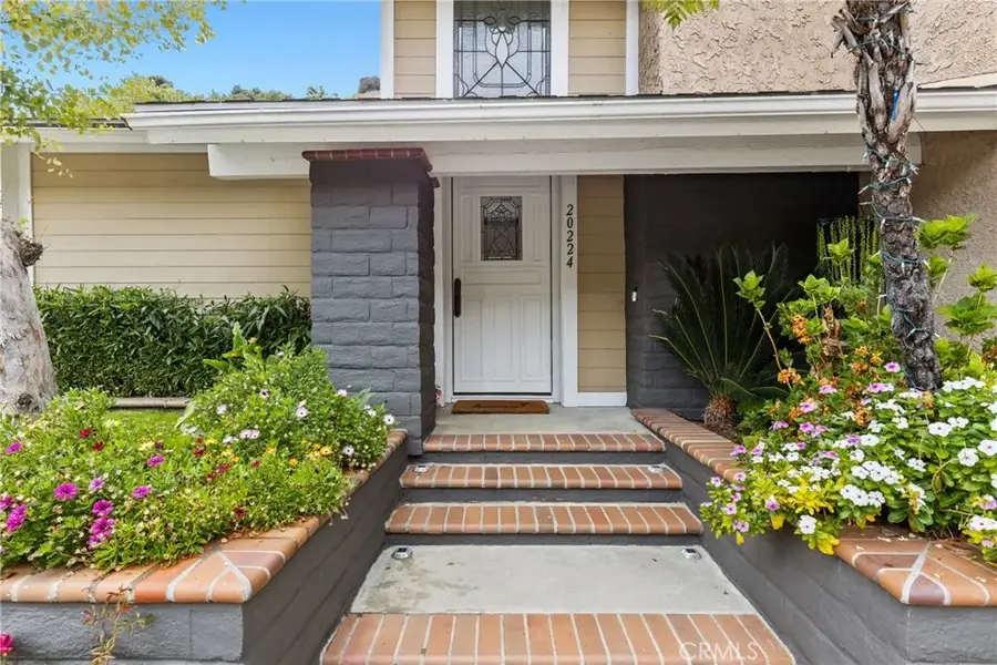 20224 Chapter, Woodland Hills, CA 91364 - #3