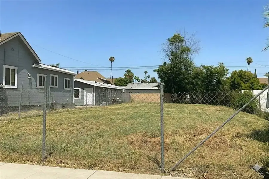 348 N Palomares, Pomona, CA 91767 - #3
