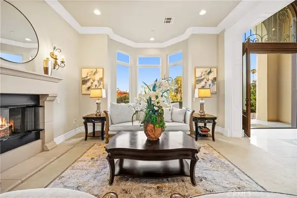 325 N Terrace View, Monrovia, CA 91016