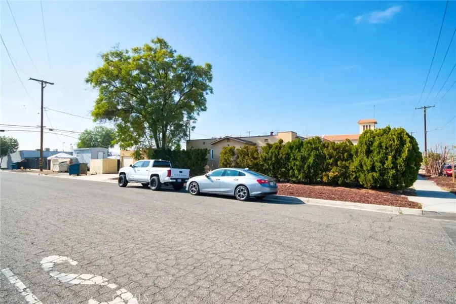 584 E H Street, Colton, CA 92324 - #2