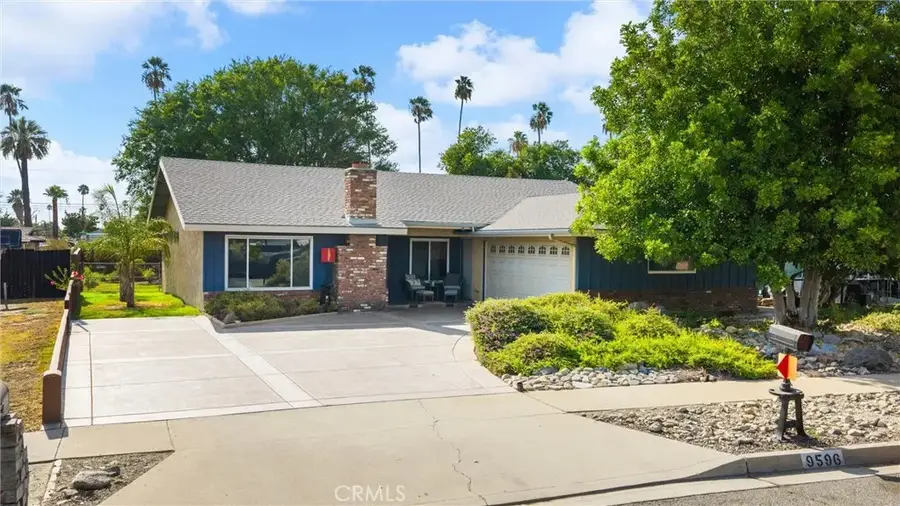 9596 Tangelo Ave, Fontana, CA 92335 - #2