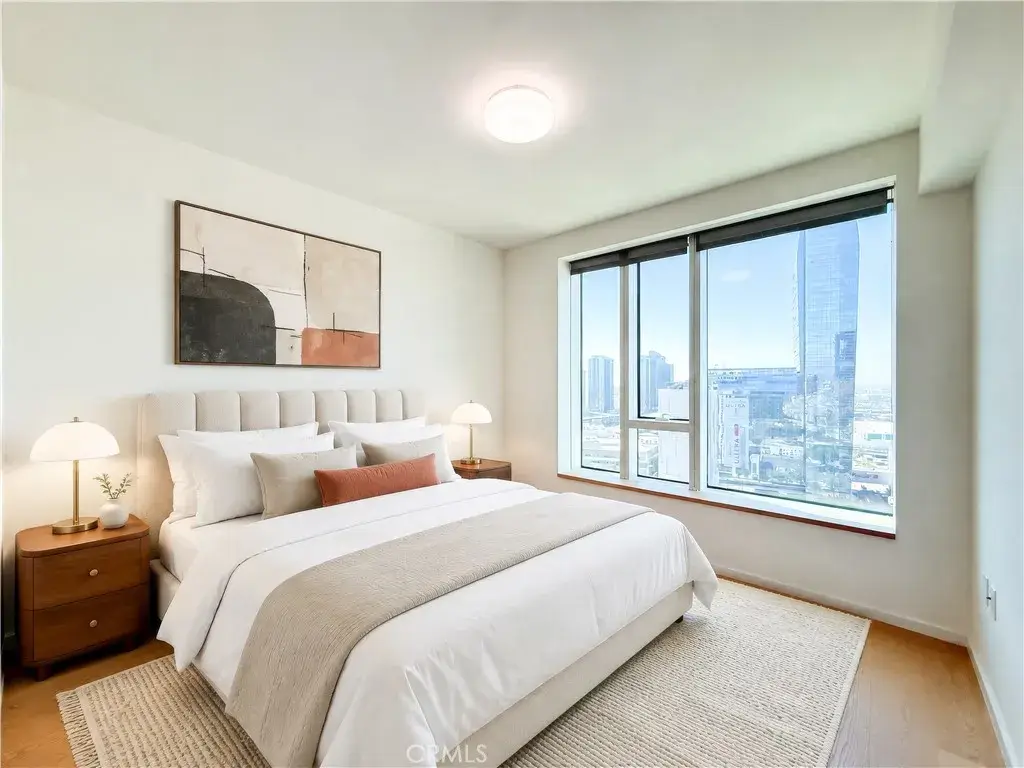 889 Francisco #2502, Los Angeles, CA 90017 - #1