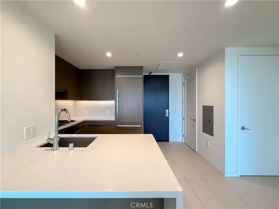 889 Francisco #2502, Los Angeles, CA 90017 - #2