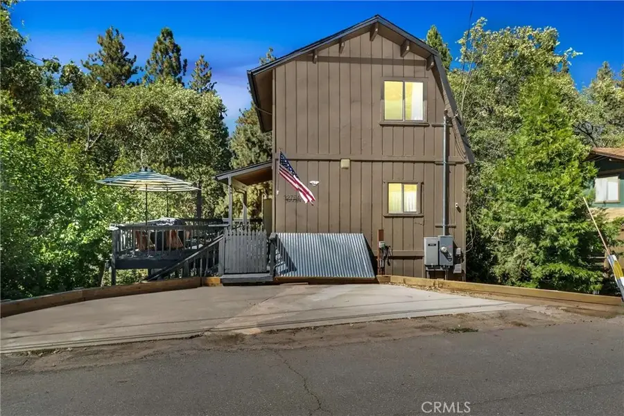 32794 Cougar Lane, Running Springs, CA 92382 - #3
