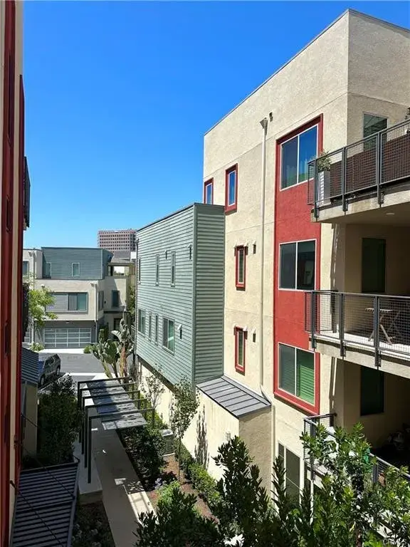 145 Bowery, Irvine, CA 92612