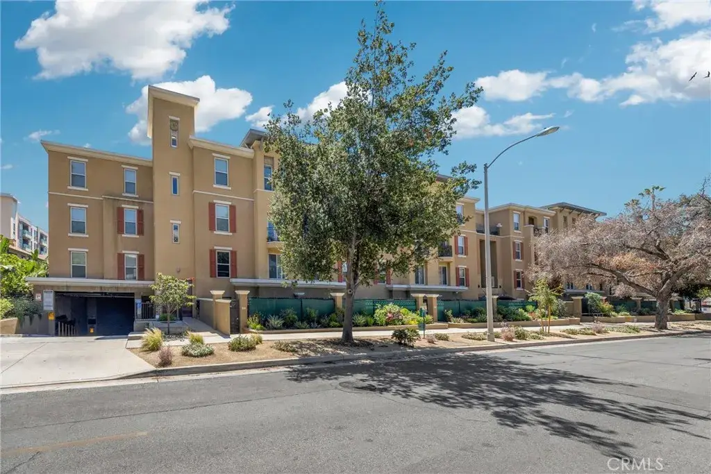 128 N Oak Knoll #111, Pasadena, CA 91101 - #1