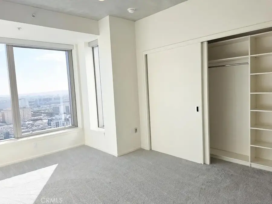 1155 S Grand Avenue #2002, Los Angeles, CA 90015 - #3