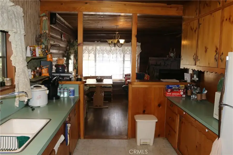 801 Edgemoor, Big Bear Lake, CA 92315 - #2
