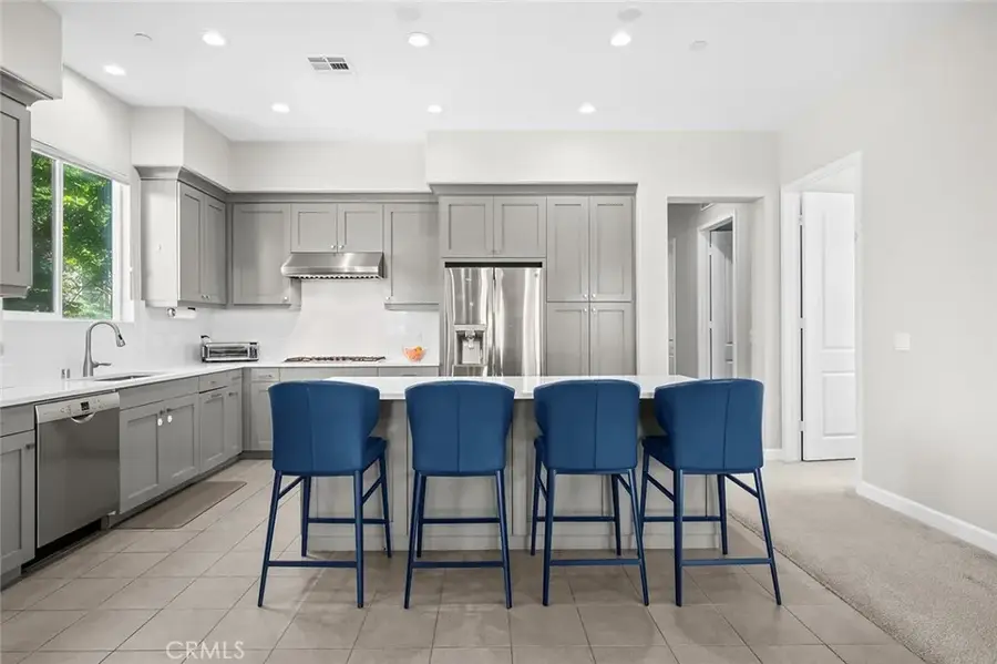180 Follyhatch, Irvine, CA 92618 - #3