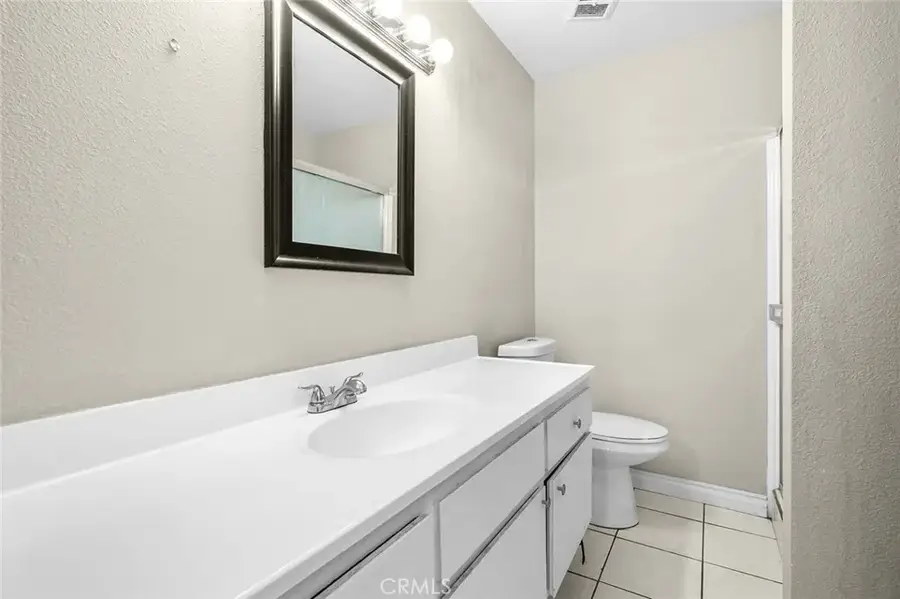 700 W La Veta #C6, Orange, CA 92868 - #2