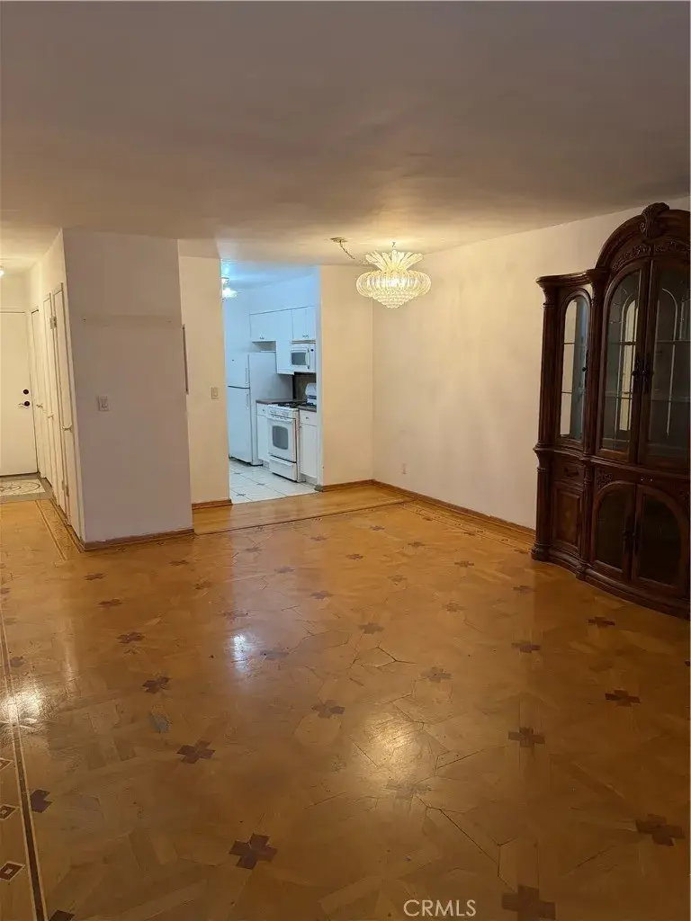 15344 Weddington, Van Nuys, CA 91411 - #3