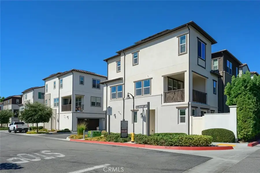 3037 Tallahassee, Simi Valley, CA 93065 - #2