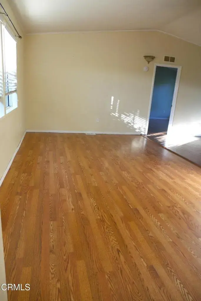 397 Hupa Street, San Buenaventura Ventura, CA 93001 - #3