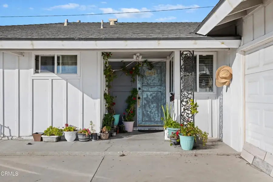 901 W Olive Street, Oxnard, CA 93033 - Image #2