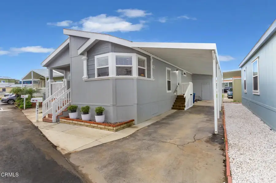 4061 Canary Lane #F, Oxnard, CA 93033 - Image #2