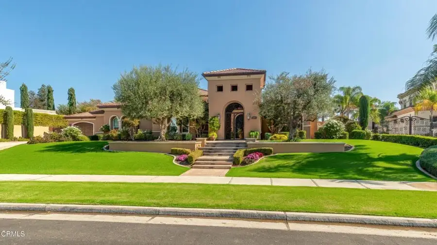 2006 Brighton Park Drive, Bakersfield, CA 93311 - Image #2