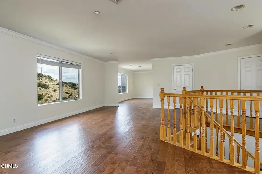 215 La Gross Way, Chatsworth, CA 91311 - Image #3