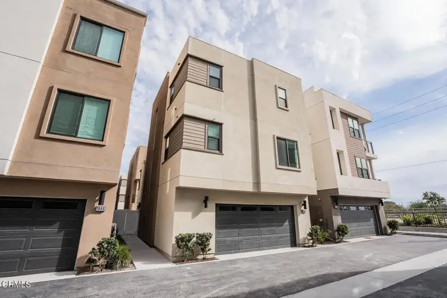 1085 Canal Street, Oxnard, CA 93035 - Image #2